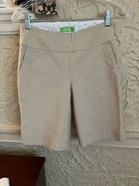 Swing Solid Beige Women's Bermuda Shorts